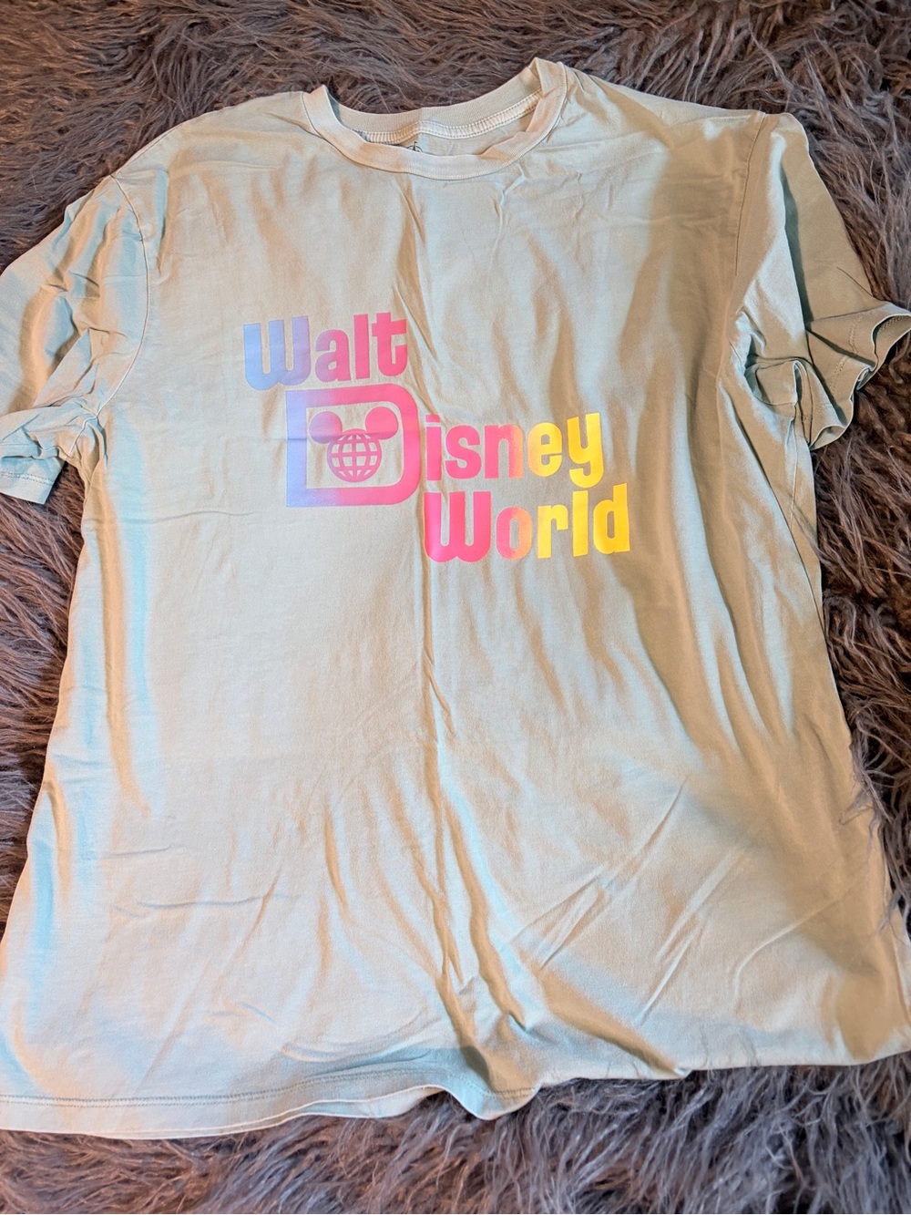 Walt Disney World Pastel Logo Tee size L